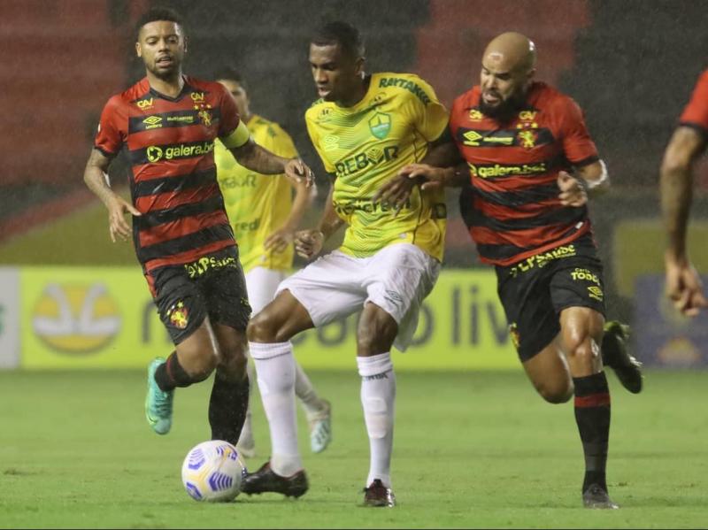 Brasileirão Série A: Cuiabá recebe o Flamengo na Arena Pantanal