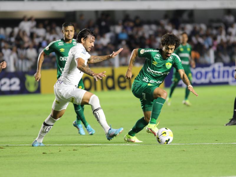 Brasileirão Série A: Cuiabá perde para o Santos na Vila Belmiro 