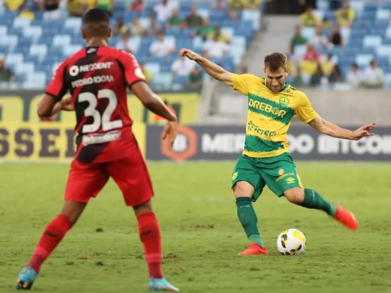 Brasileirão Série A: Cuiabá sofre gol no final e perde para o CAP