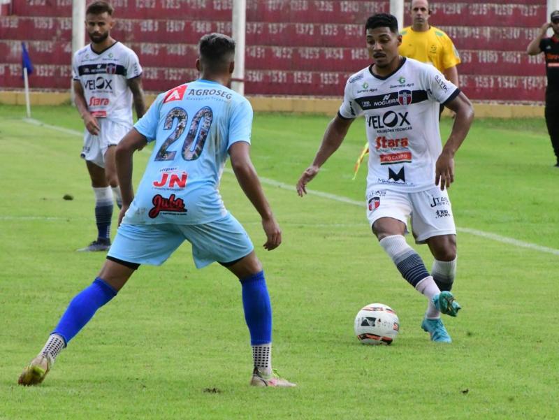 Academia faz 4 a 1 no Cacerense pela 8ª rodada 