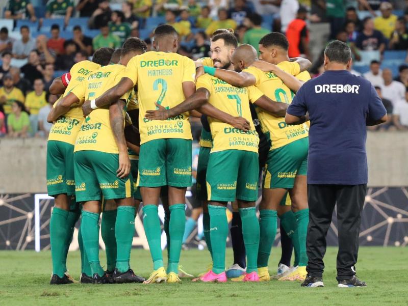 Cuiabá sofre revés diante do Atlético-MG na Arena Pantanal 